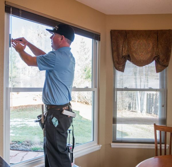 Window tinting installation Window tinting installation